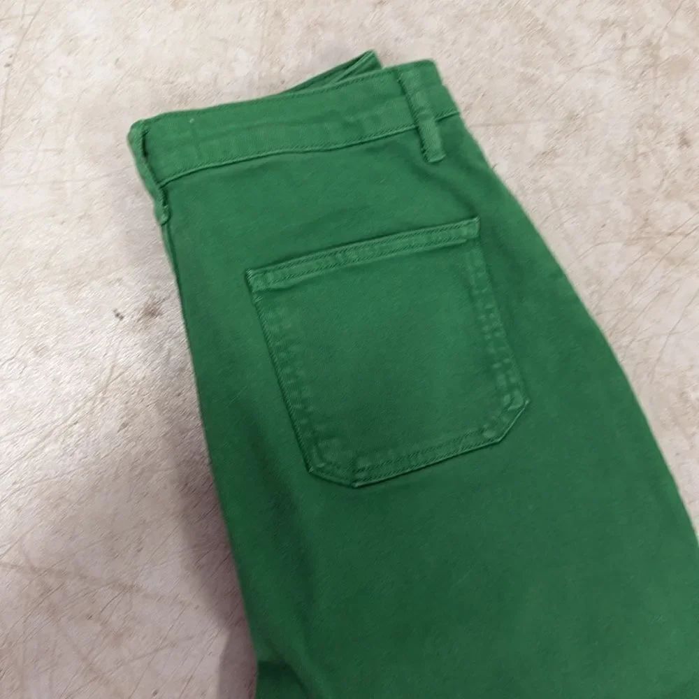 Zara Green Straight Leg Jeans with Raw Hem - Size 8 - Brand NWT - Picture 4 of 4